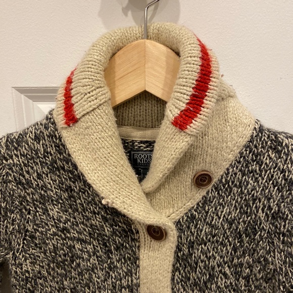Roots Cabin Sweater - Picture 2 of 8